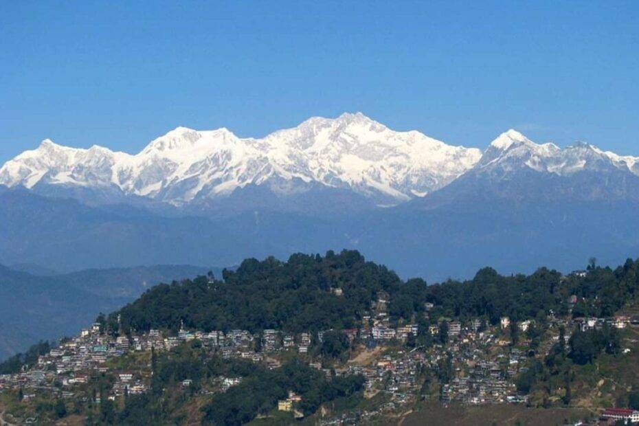 Darjeeling 'Queen of hills' - Popular Heritage in India ...